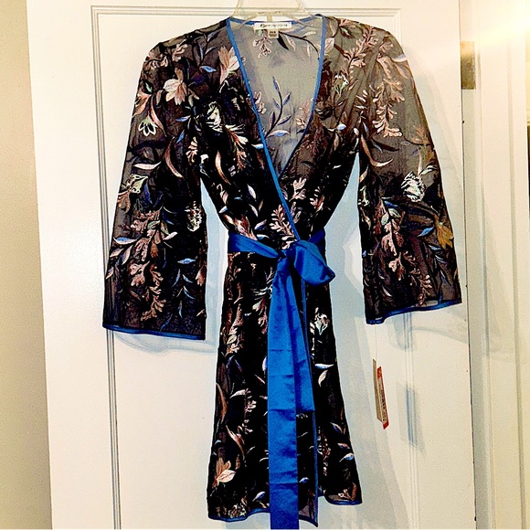 - Rya Shannon Cover Up in Ocean Size XS/S NWT - Picture 1 of 9